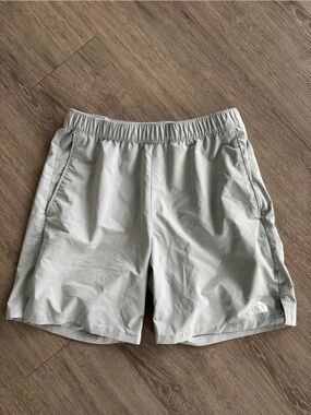 The North Face Men's Light Gray Athletic Shorts